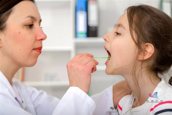 会让口臭更严重？什么？嚼口香糖只(图2)