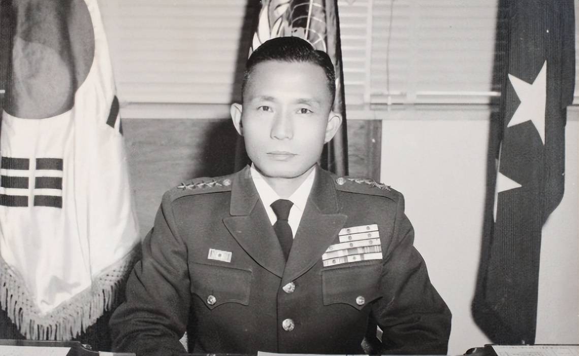 闻乐天家族没落得有理有据攀附日本发家深陷各类丑(图8) 闻乐天家族没落得有理有据攀附日本发家深陷各类丑(图8)