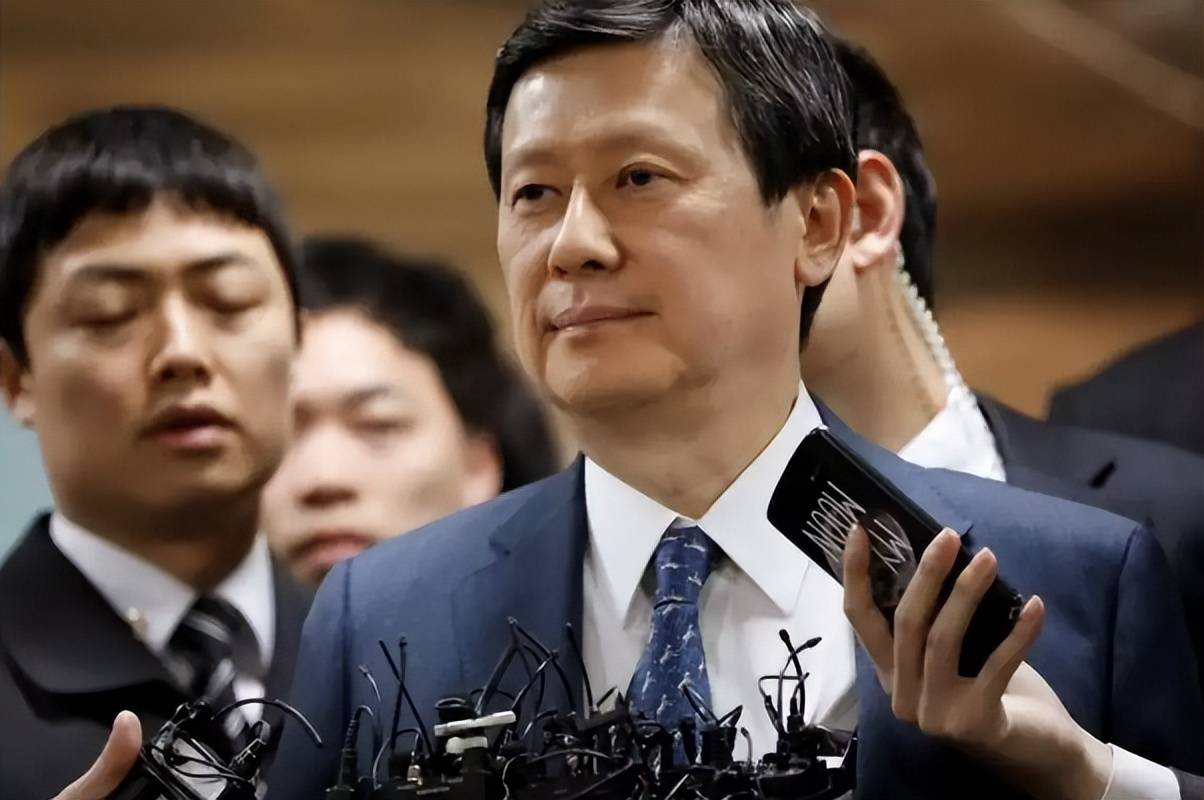 闻乐天家族没落得有理有据攀附日本发家深陷各类丑(图13) 闻乐天家族没落得有理有据攀附日本发家深陷各类丑(图13)