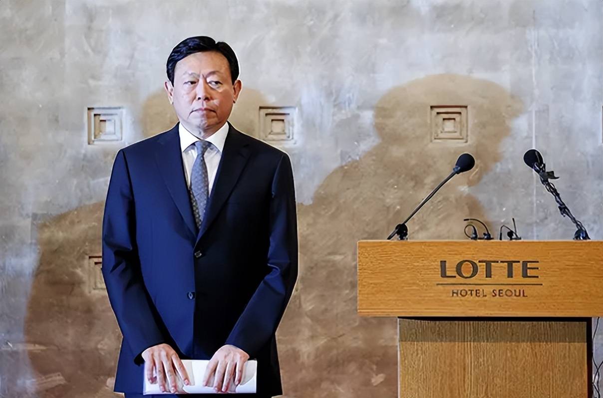 闻乐天家族没落得有理有据攀附日本发家深陷各类丑(图17) 闻乐天家族没落得有理有据攀附日本发家深陷各类丑(图17)