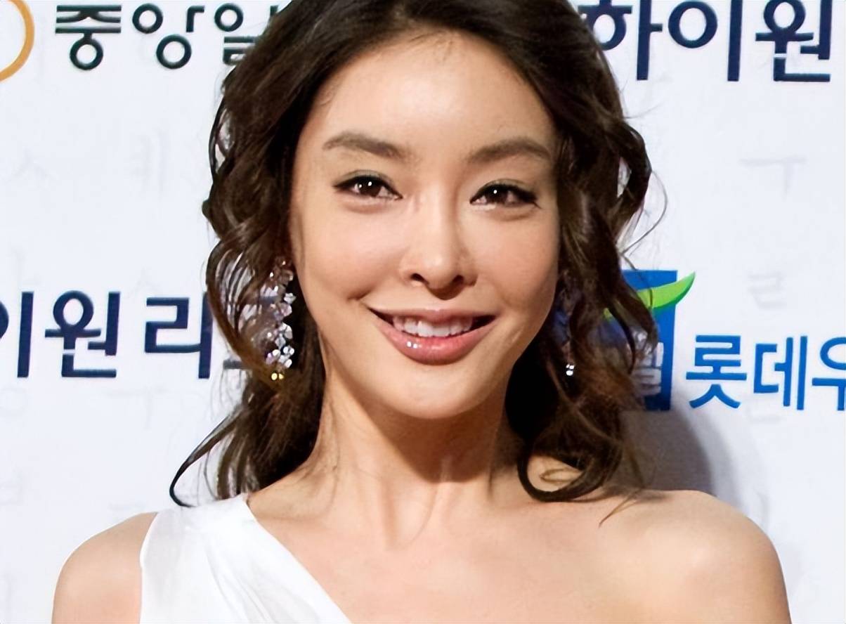 闻乐天家族没落得有理有据攀附日本发家深陷各类丑(图16) 闻乐天家族没落得有理有据攀附日本发家深陷各类丑(图16)