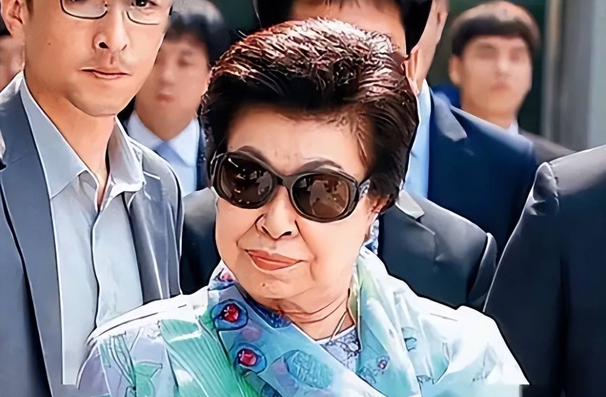 闻乐天家族没落得有理有据攀附日本发家深陷各类丑(图21) 闻乐天家族没落得有理有据攀附日本发家深陷各类丑(图21)